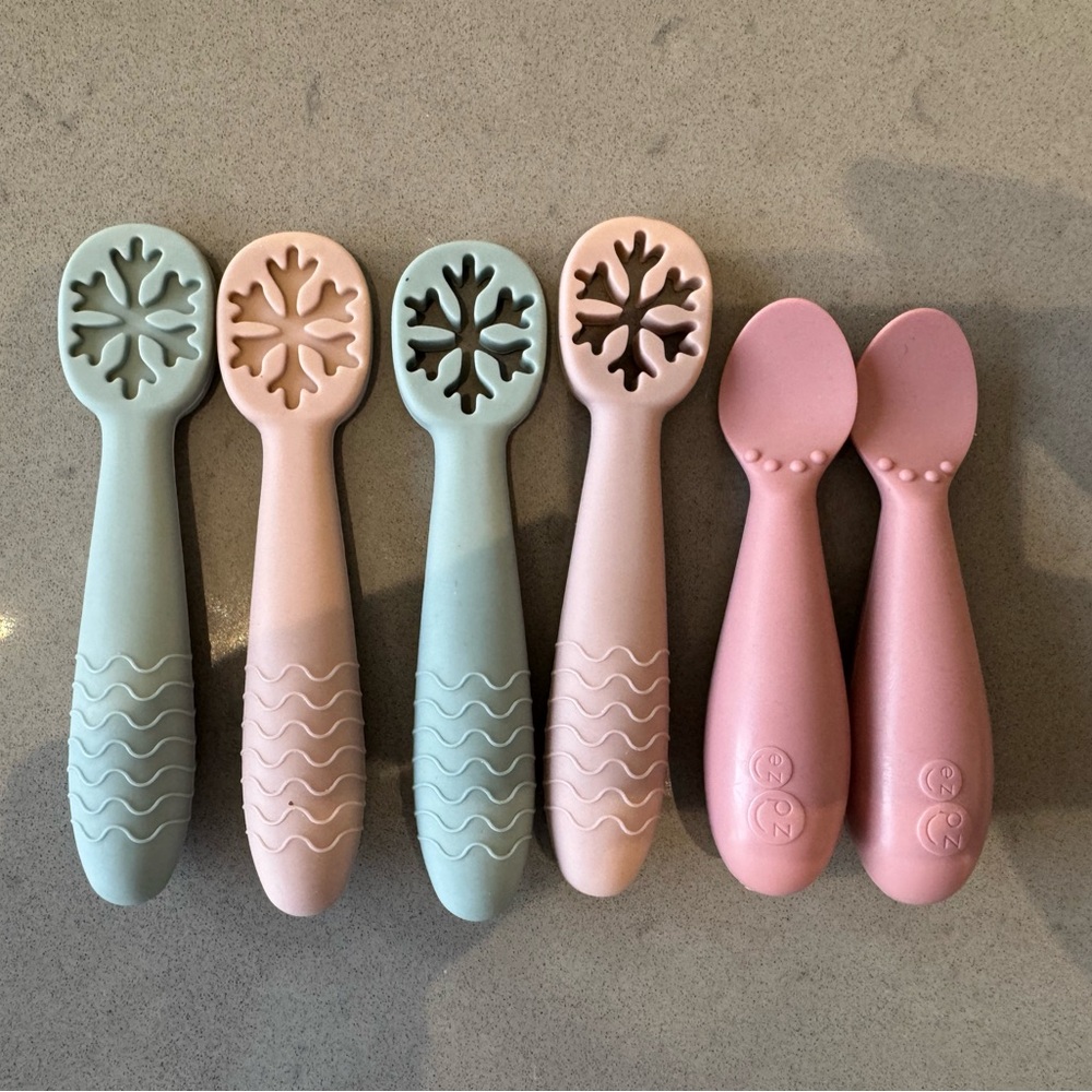 Kids Silicone Spoon Set - Pink and Blue